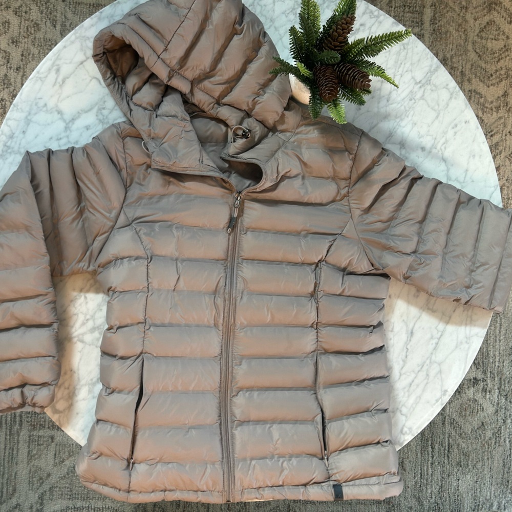 NWOT ZeroXposur Taupe Puffer Jacket